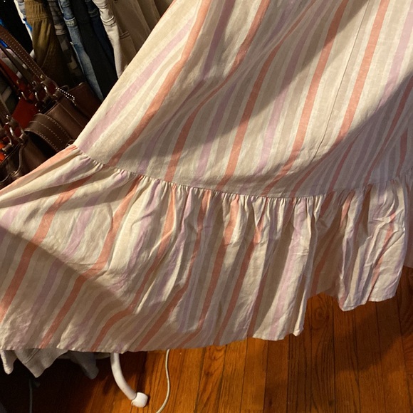 Brand new forever, 21+ halter peekaboo top midi dress😍😍😍 - Picture 15 of 16